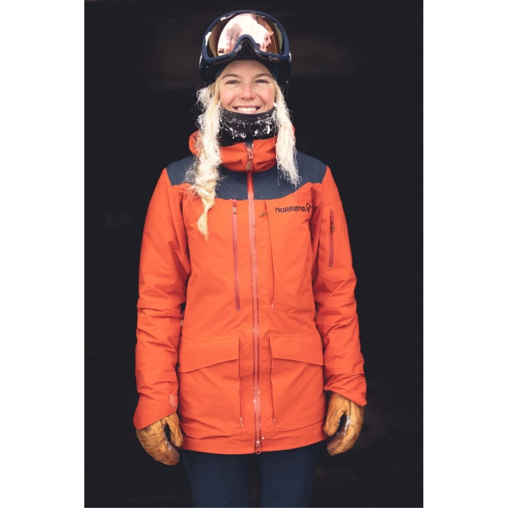Norrona Women’s Tamok Jacket. Fully Goretex. Decent wear as pictured. No rips.